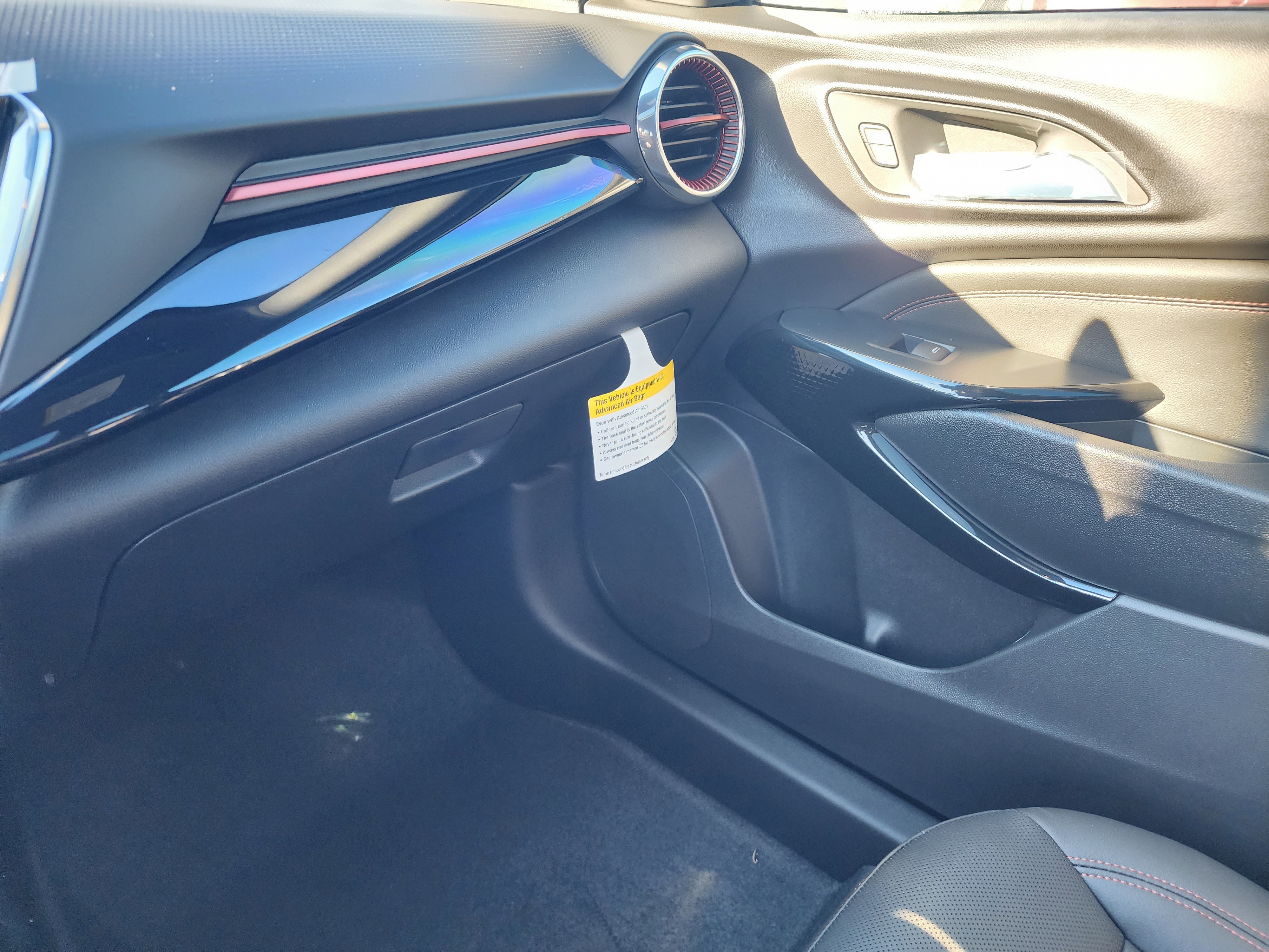 New 2026 Chevrolet Trax RS w/ Sunroof Package image 36