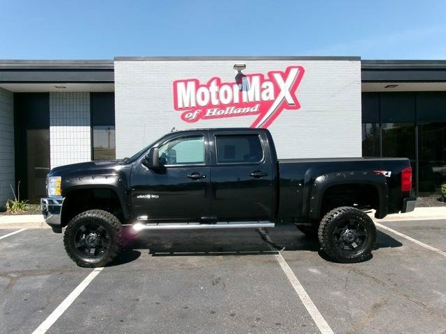 Used 2014 Chevrolet Silverado 2500 LTZ w/ Suspension Package, Off-Road AWD/4WD image 1