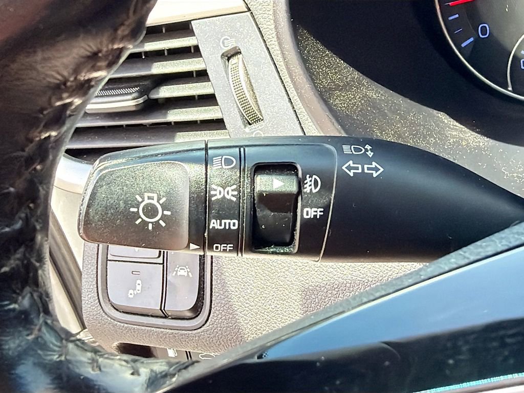 Used 2019 Kia Optima S w/ S Panoramic Sunroof Package FWD image 21