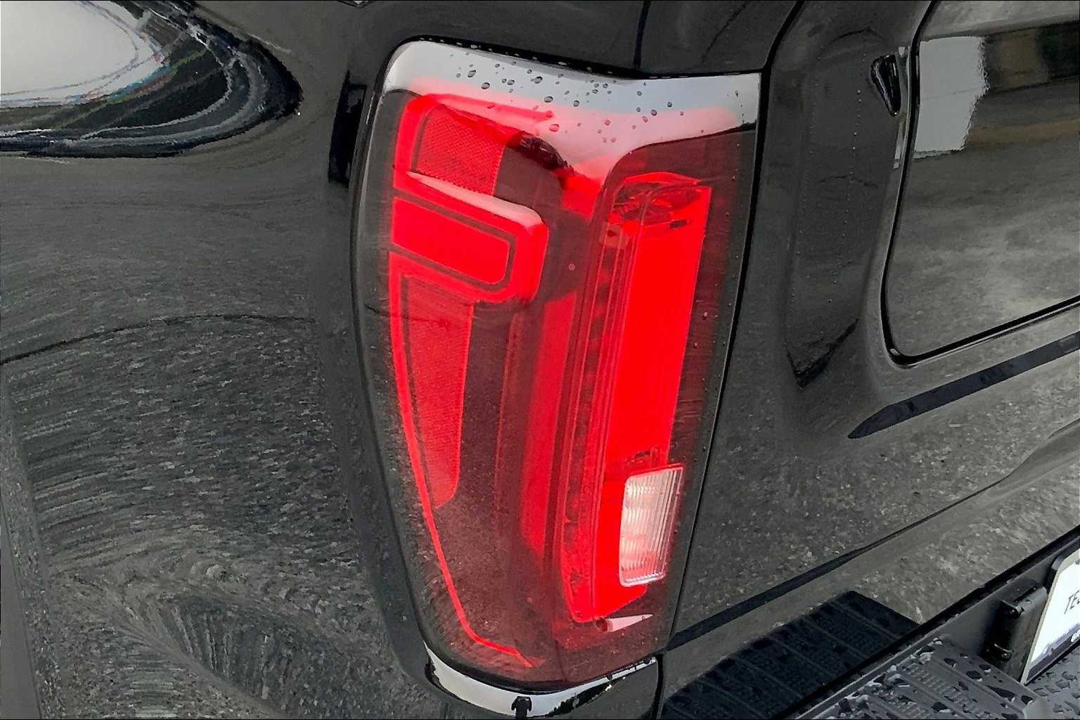 Used 2026 GMC Sierra 1500 Denali AWD/4WD image 14