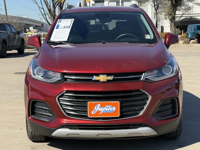 Used 2021 Chevrolet Trax LT w/ LT Convenience Package image 8
