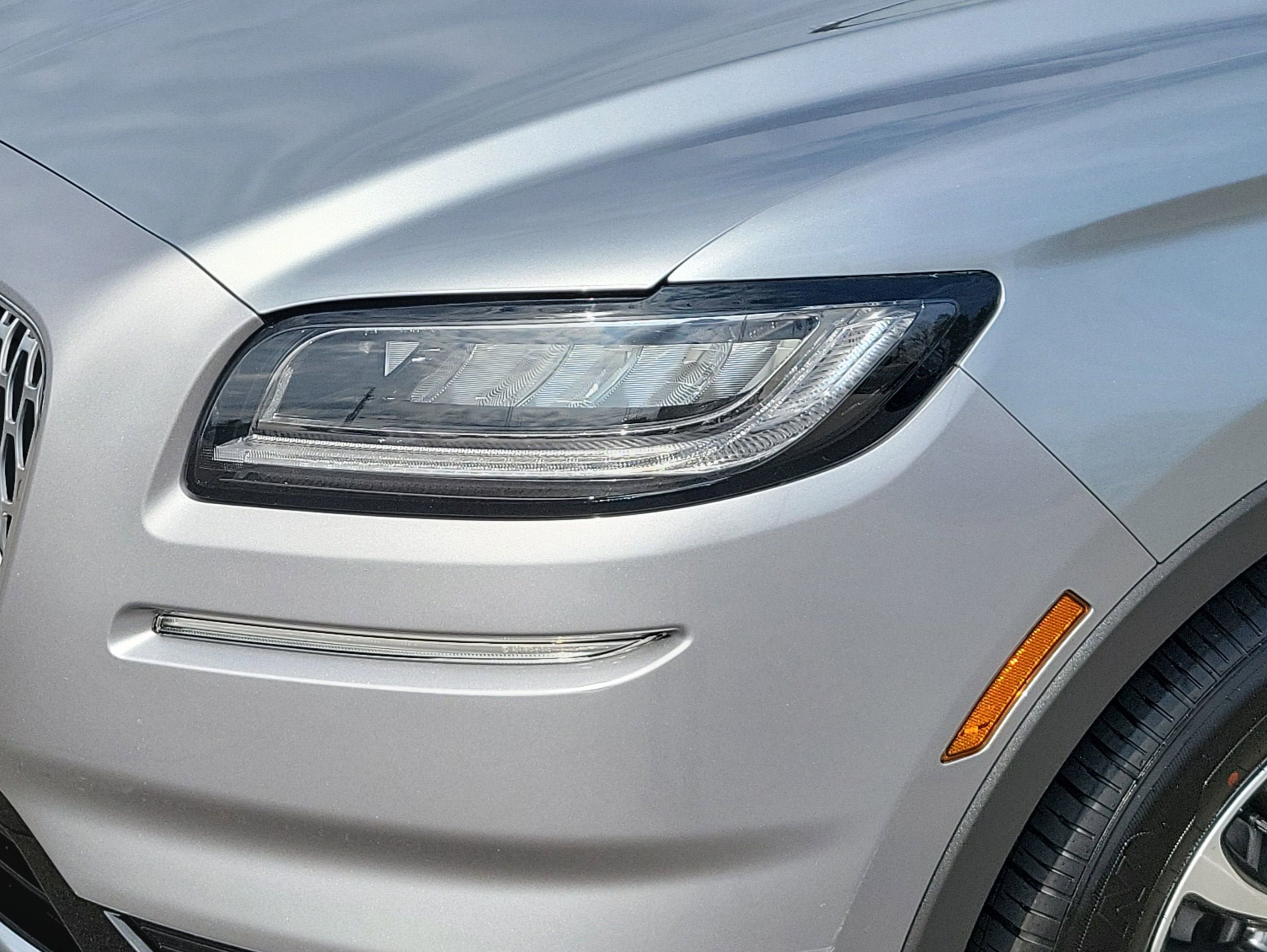 Used 2023 Lincoln Nautilus AWD w/ Premium Package image 14