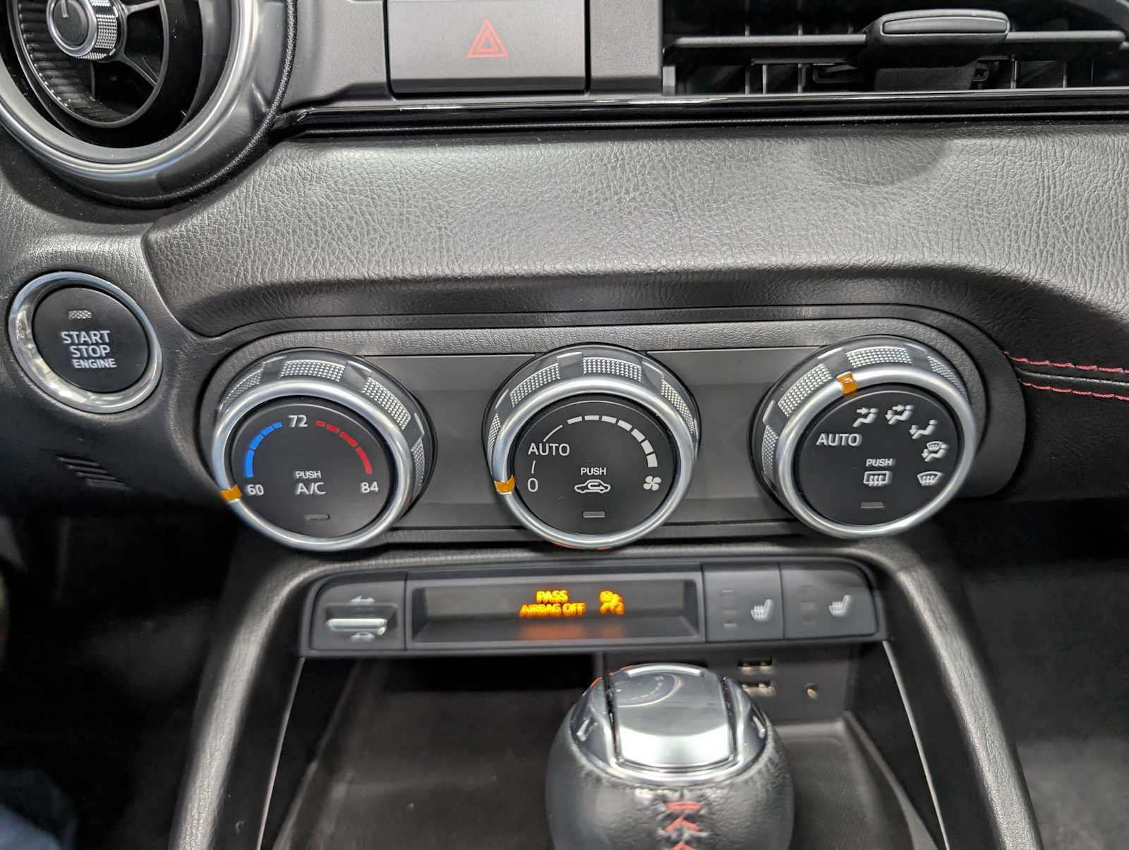 Used 2018 MAZDA MX-5 Miata RF Grand Touring image 28