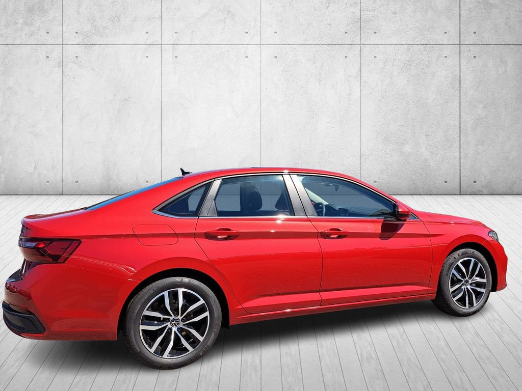 New 2026 Volkswagen Jetta SE image 5