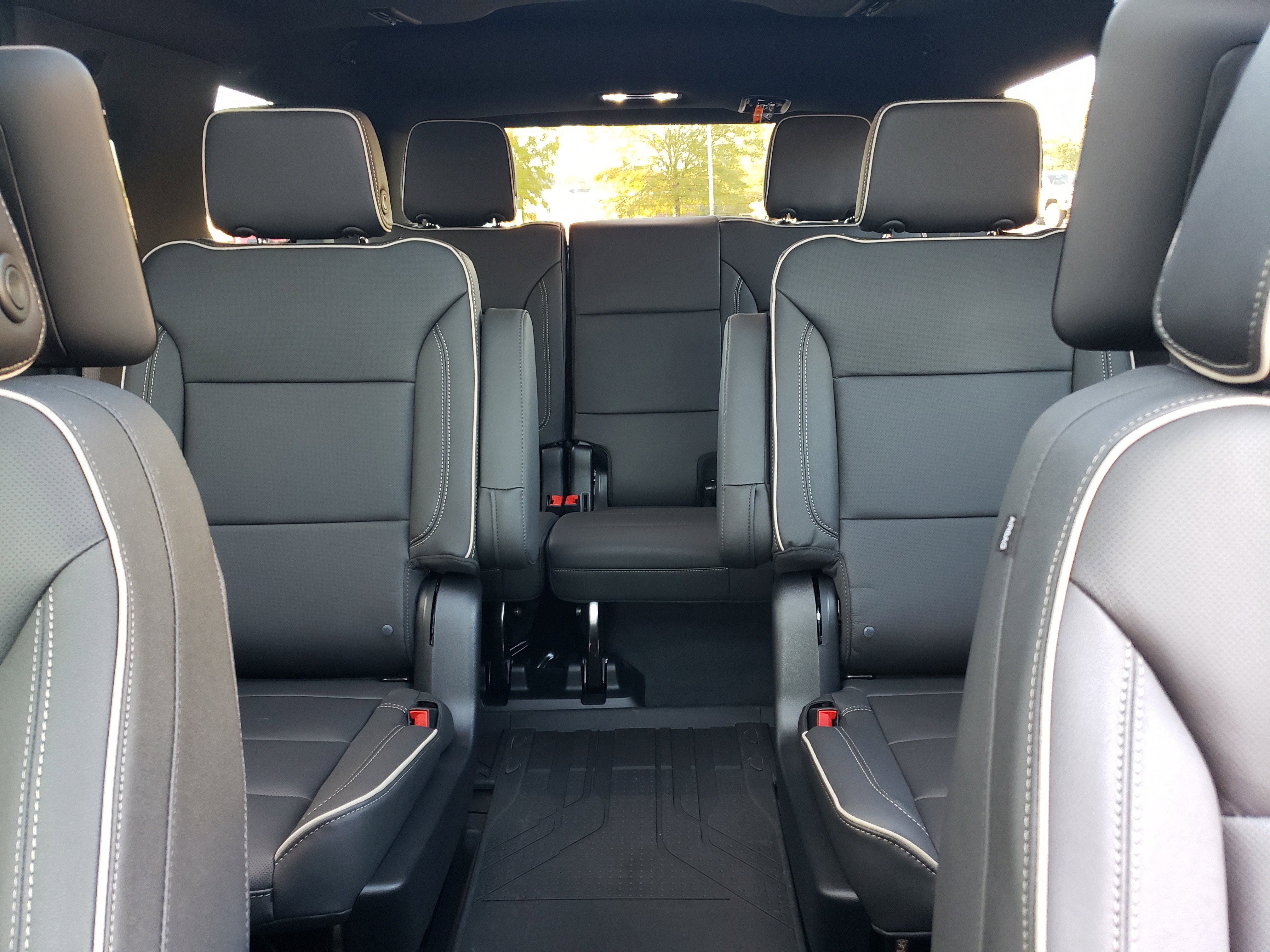 New 2026 Chevrolet Tahoe Premier image 32