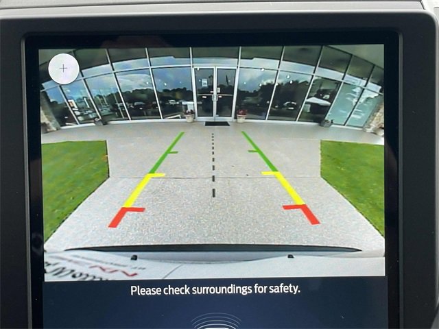 Used 2024 Ford Edge Titanium image 14