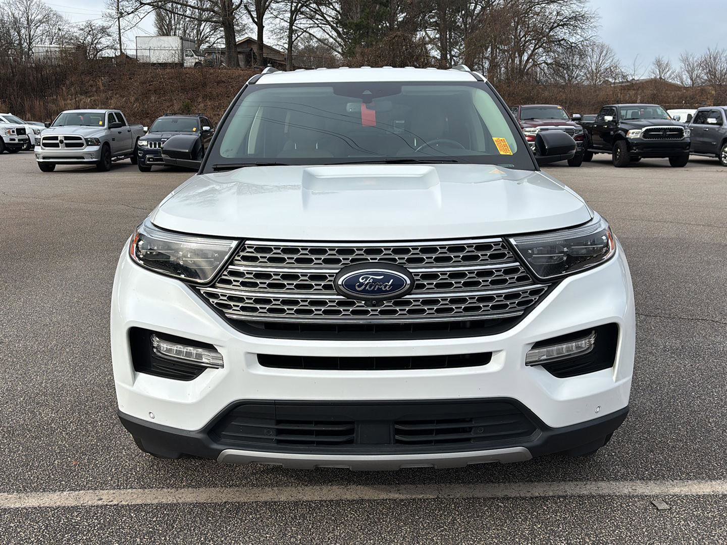 Used 2021 Ford Explorer Limited image 2