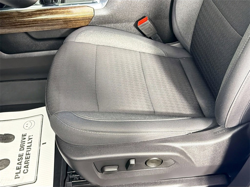 Used 2024 GMC Sierra 1500 Elevation w/ Preferred Package image 19