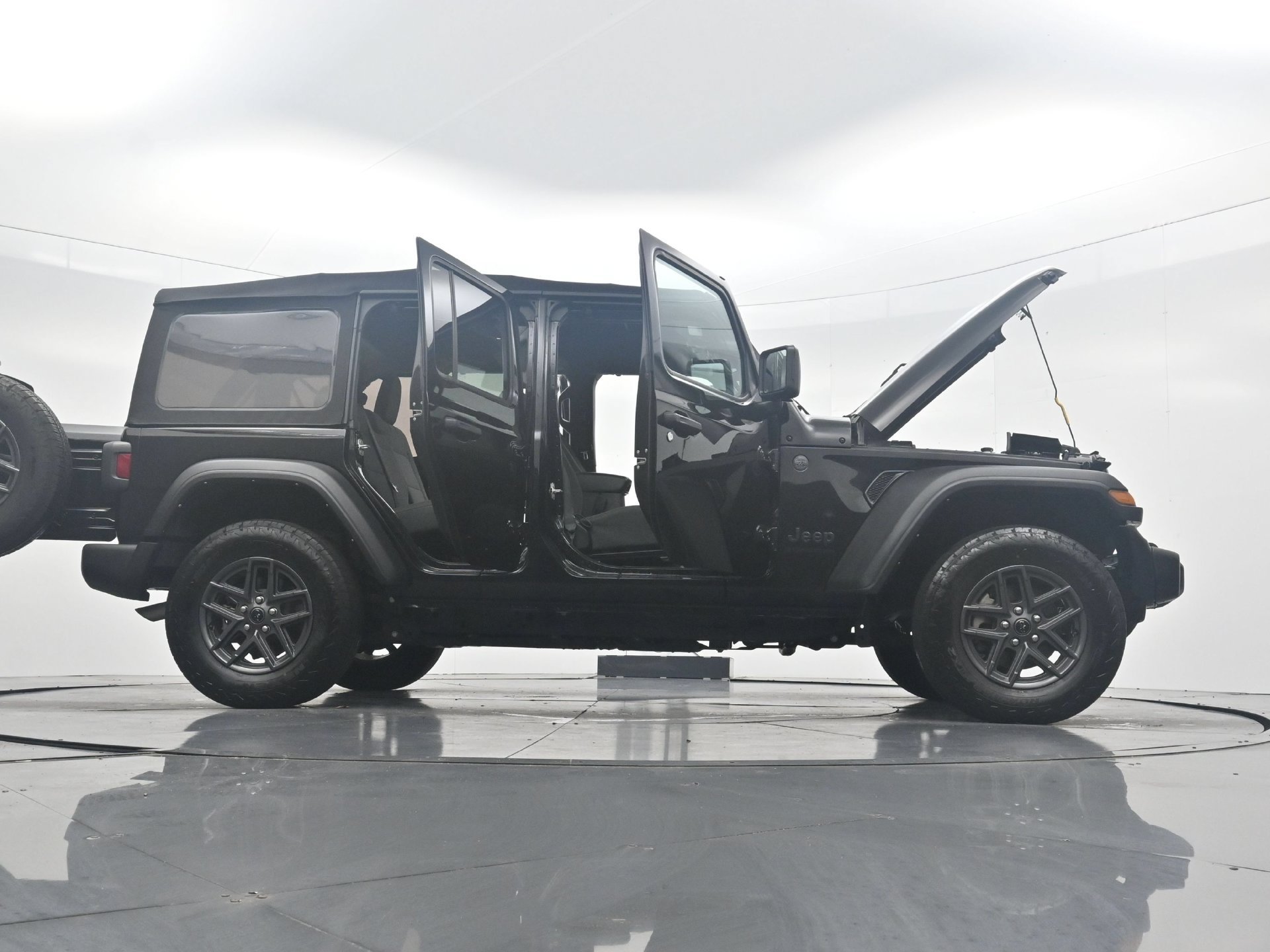 Used 2024 Jeep Wrangler Unlimited Sport AWD/4WD image 43
