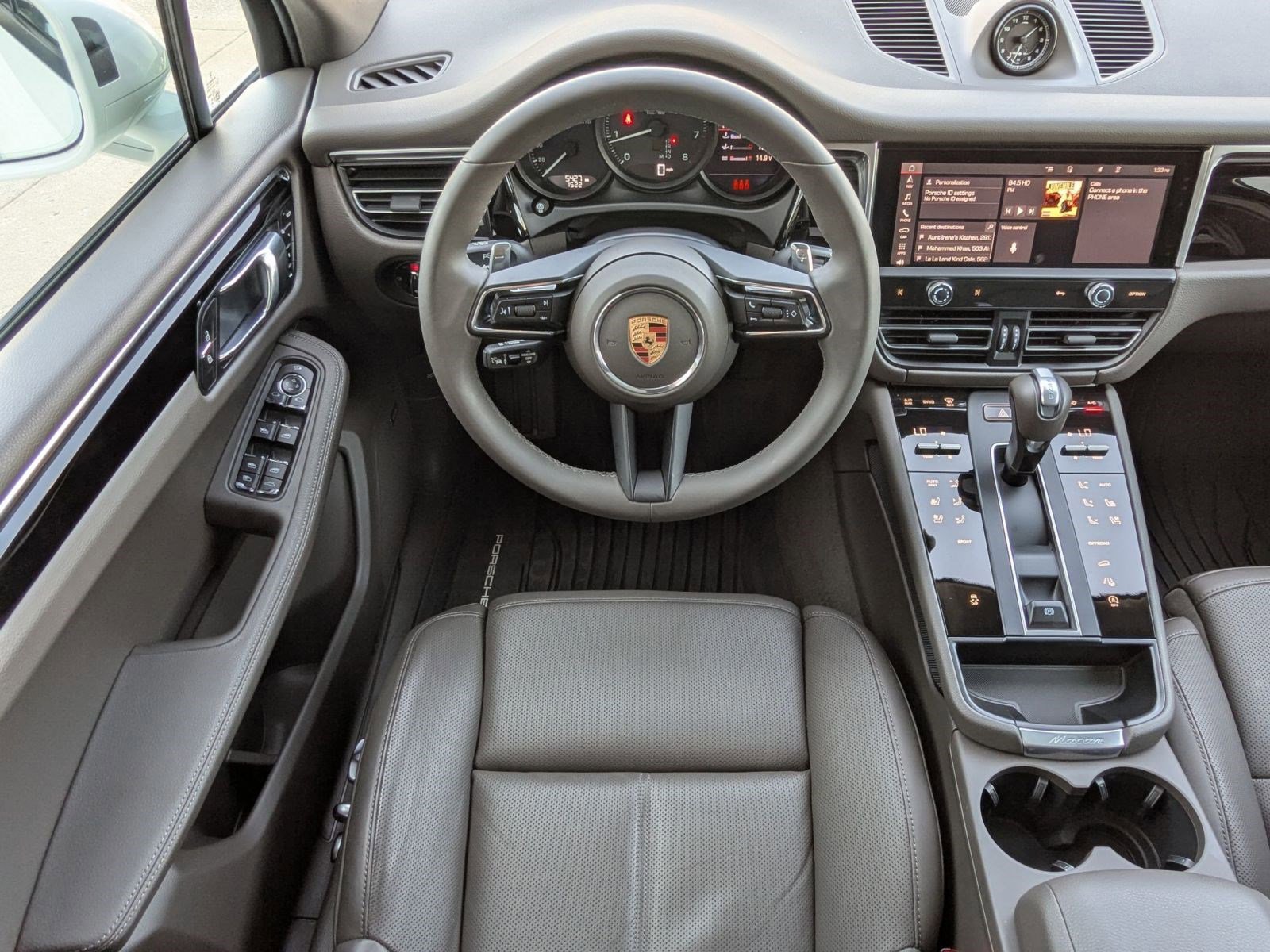 Certified 2025 Porsche Macan image 15