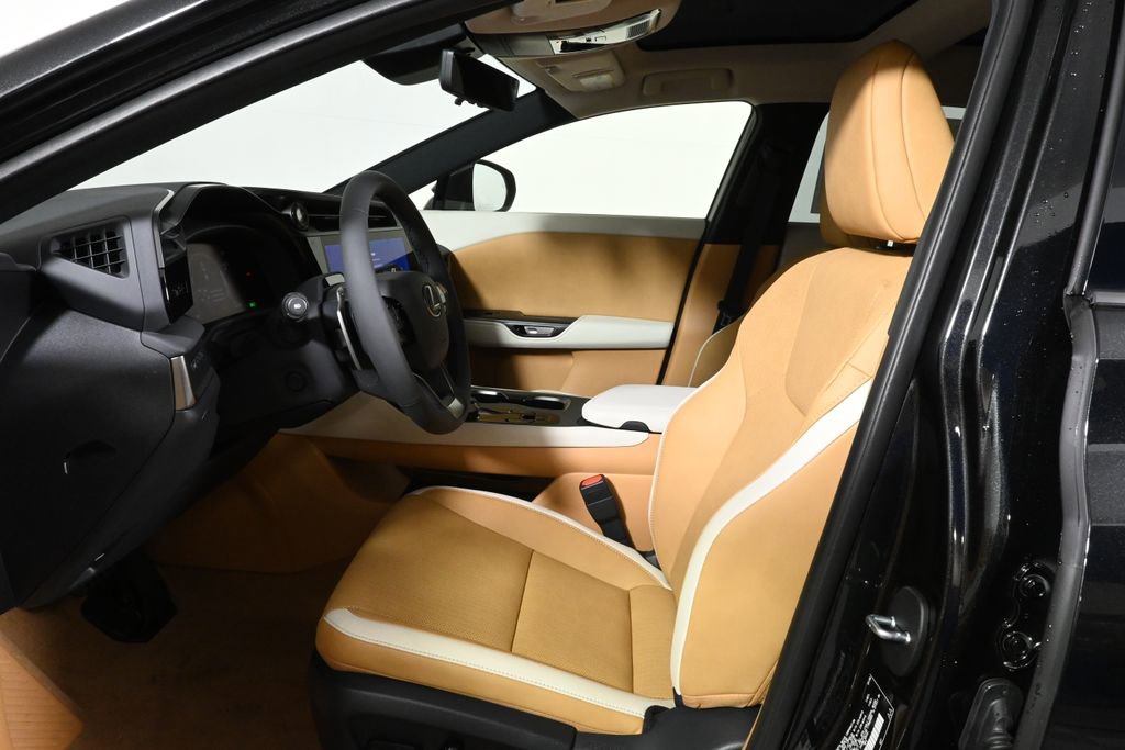 New 2026 Lexus RZ 350e 2WD w/ Technology Package image 3