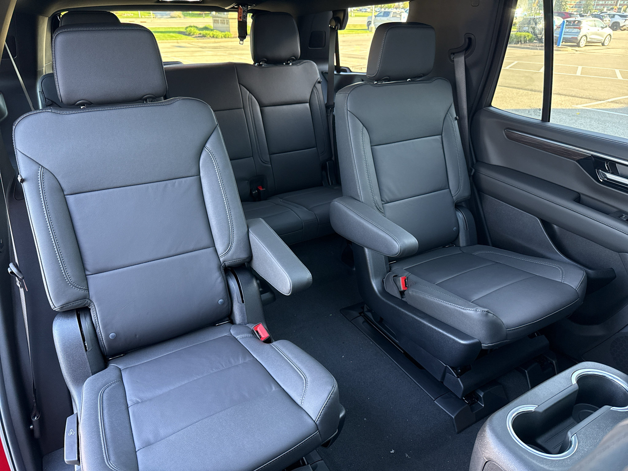 New 2026 Chevrolet Tahoe Z71 w/ Z71 Off-Road Package AWD/4WD image 44