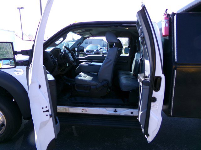 Used 2016 Ford F550 4x4 SuperCab Super Duty image 15