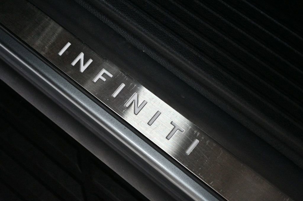 Used 2025 INFINITI QX80 Sensory image 22