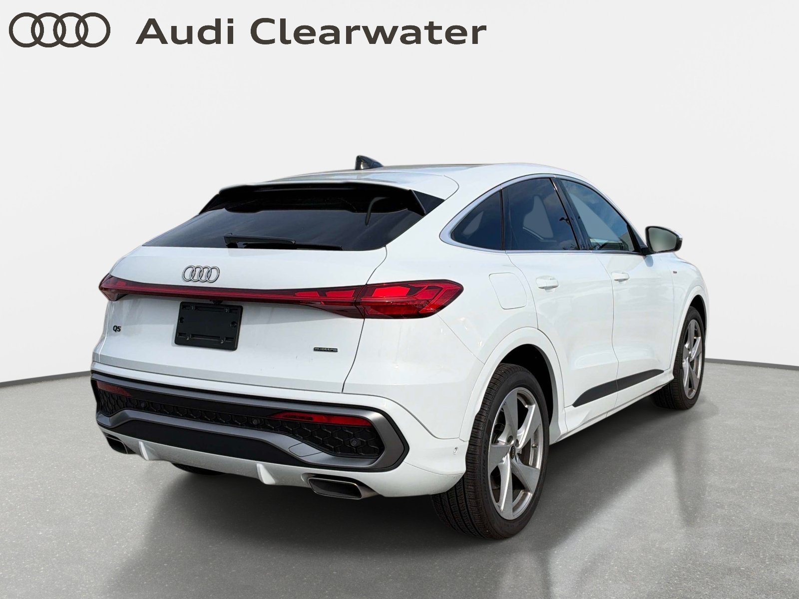 Used 2025 Audi Q5 Prestige AWD/4WD image 3
