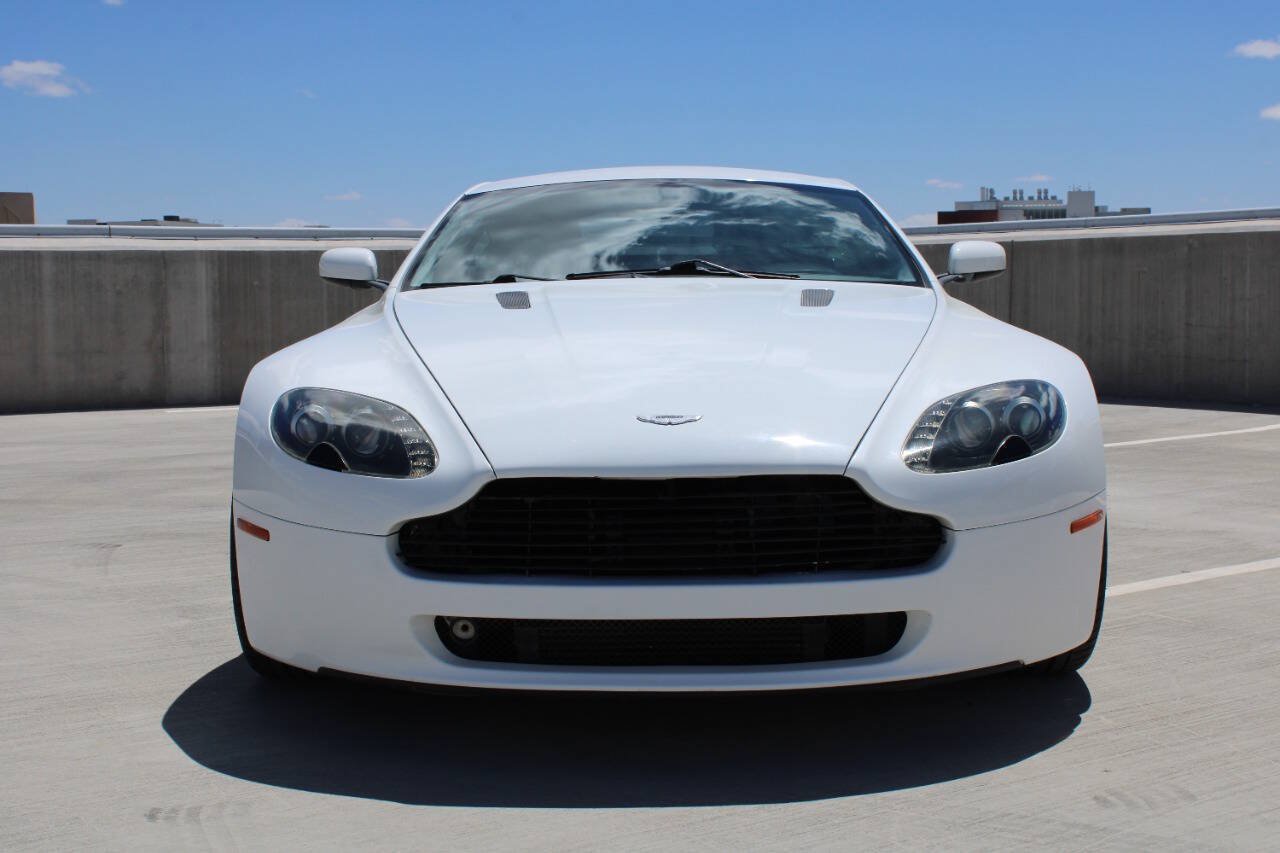 Used 2008 Aston Martin V8 Vantage Coupe RWD image 6
