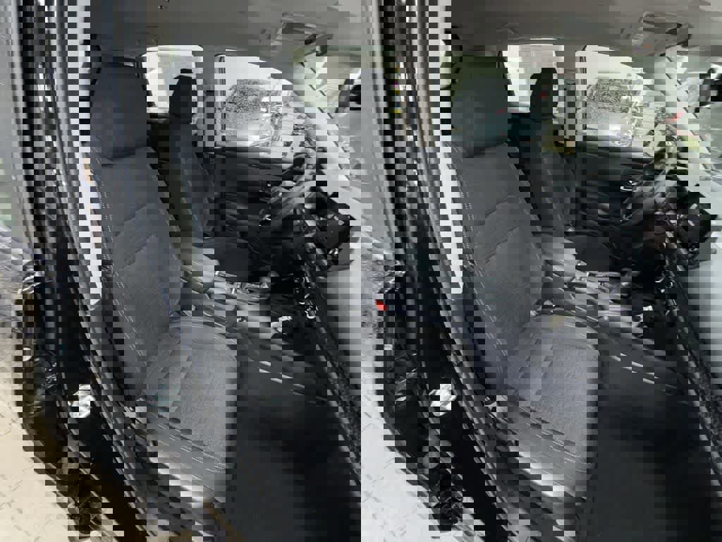 Certified 2023 Honda HR-V LX image 16