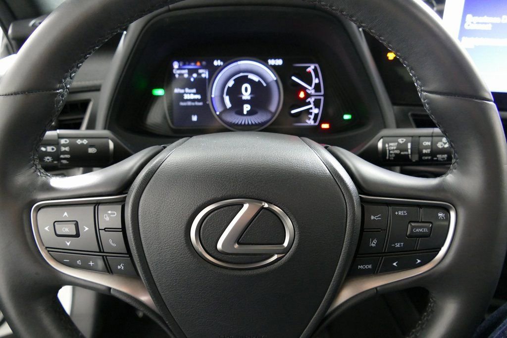 Used 2023 Lexus UX 250h AWD w/ Premium Package image 15