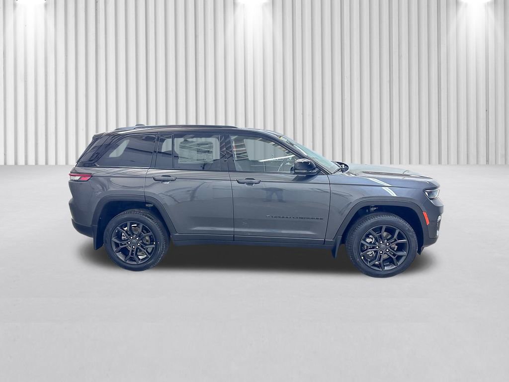 New 2025 Jeep Grand Cherokee Limited w/ MOPAR Finishing Package image 3