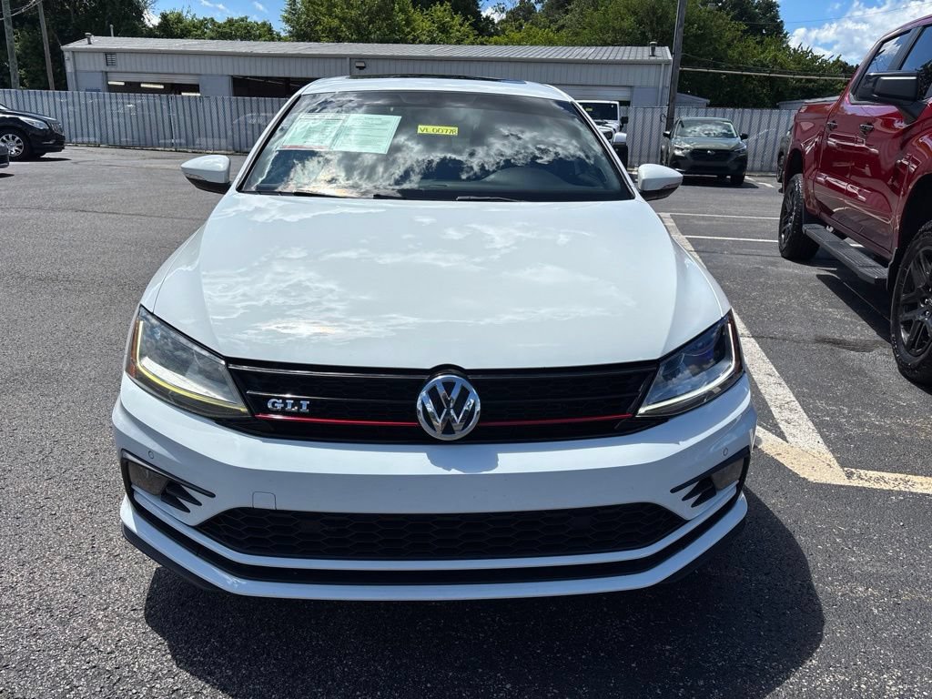 Used 2017 Volkswagen Jetta GLI FWD image 2