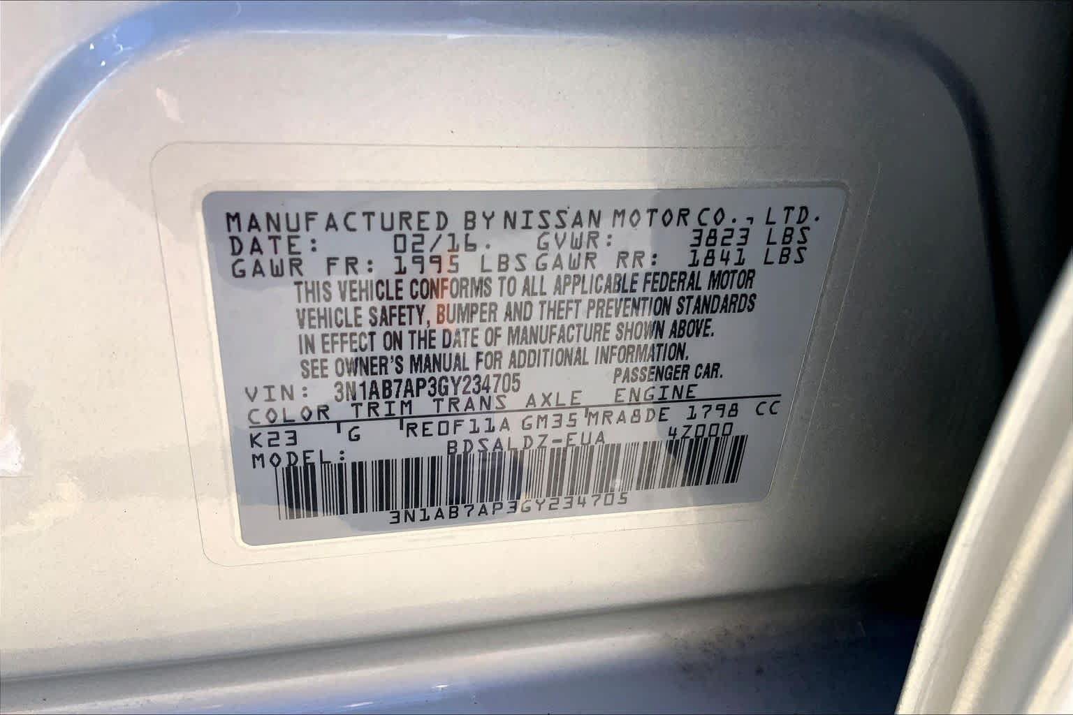 Used 2016 Nissan Sentra SV FWD image 35