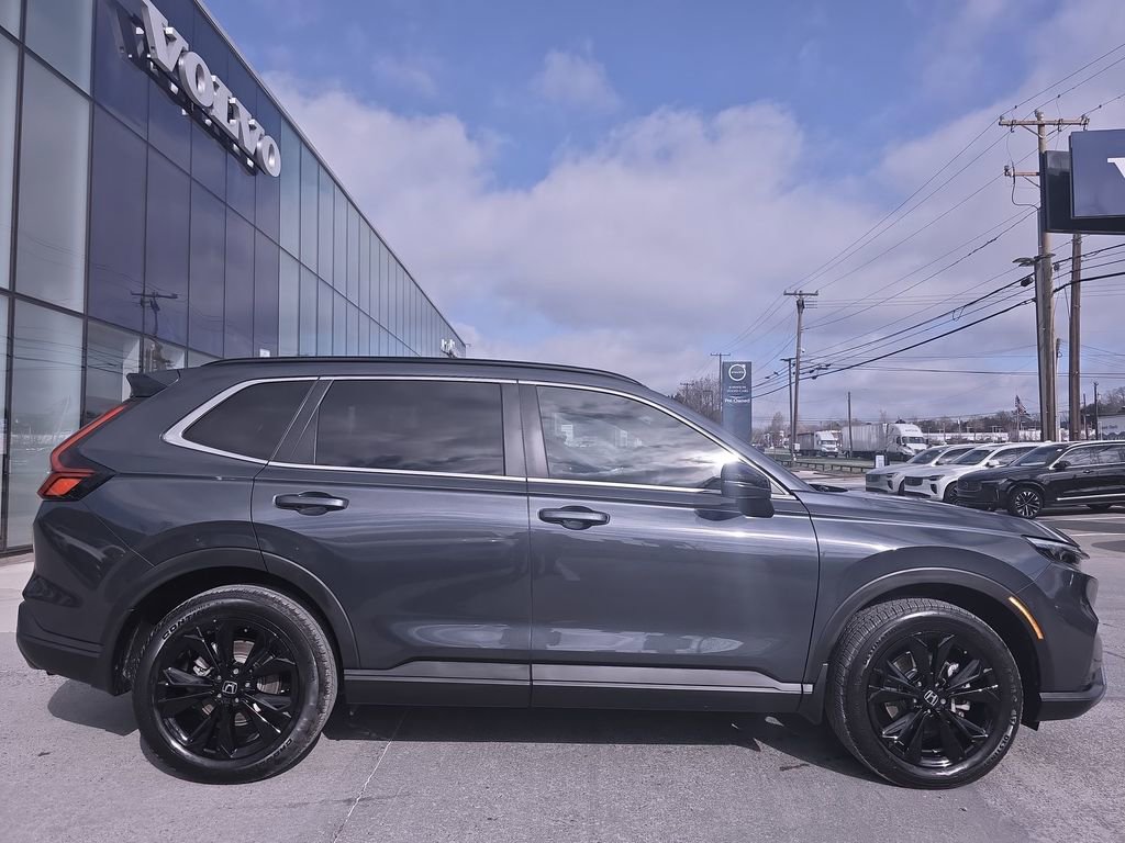 Used 2023 Honda CR-V Sport Touring image 5