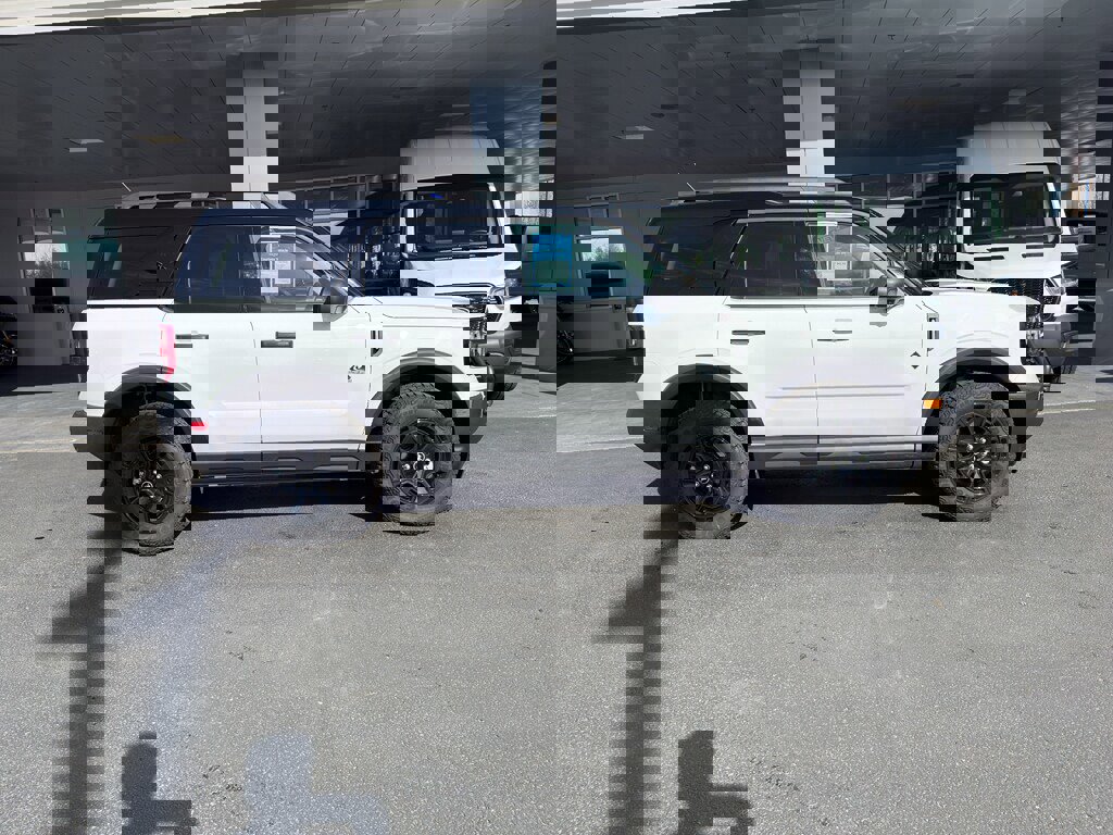 New 2025 Ford Bronco Sport Outer Banks w/ Sasquatch Outer Banks Package image 3