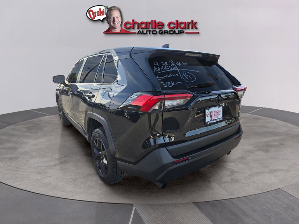 Used 2023 Toyota RAV4 LE FWD image 4