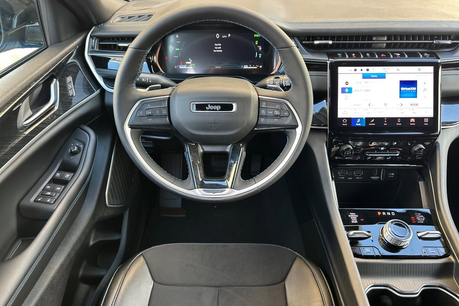 New 2023 Jeep Grand Cherokee Trailhawk w/ Advanced Protech Group II image 13