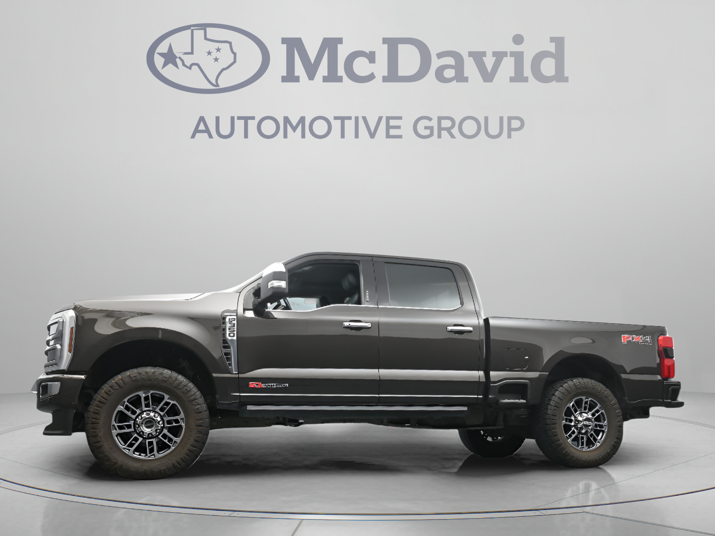 Used 2024 Ford F350 Limited w/ FX4 Off-Road Package AWD/4WD image 28