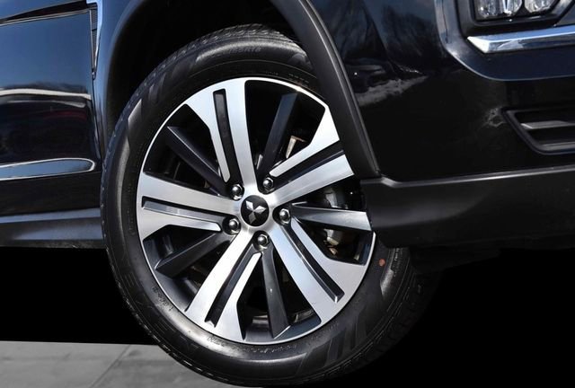 Used 2025 Mitsubishi Outlander Sport ES image 3