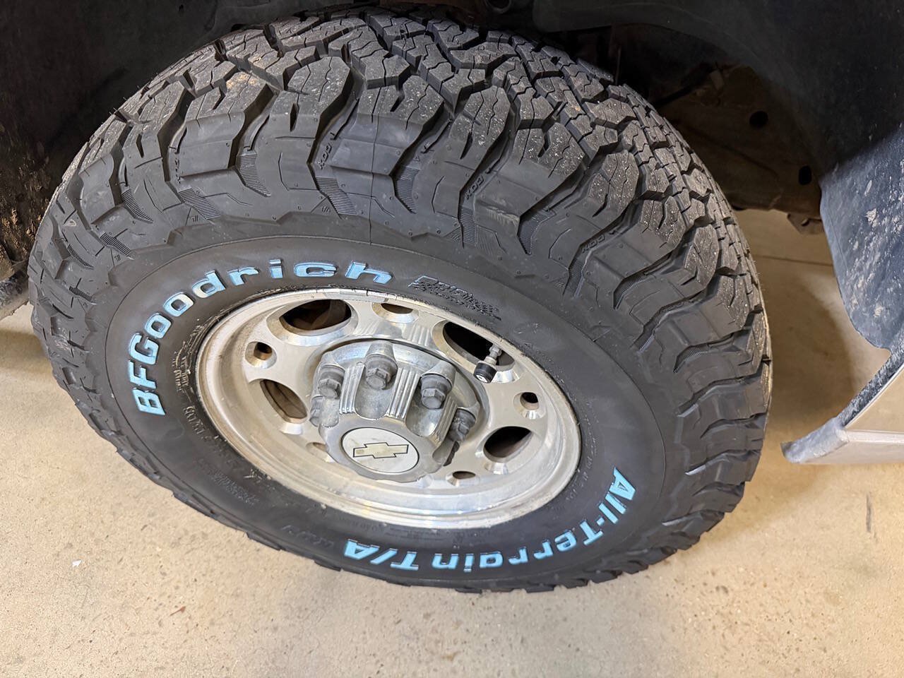 Used 2006 Chevrolet Silverado 2500 LT w/ Skid Plate Package AWD/4WD image 19