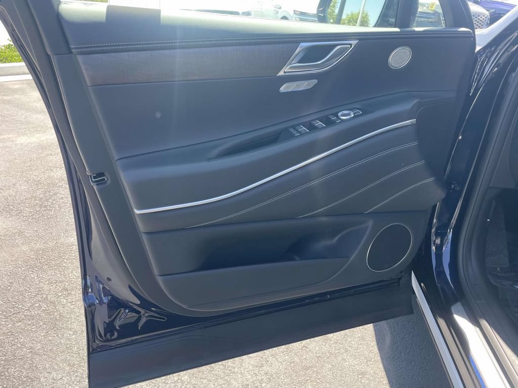New 2026 Genesis GV80 2.5T Select AWD/4WD image 14