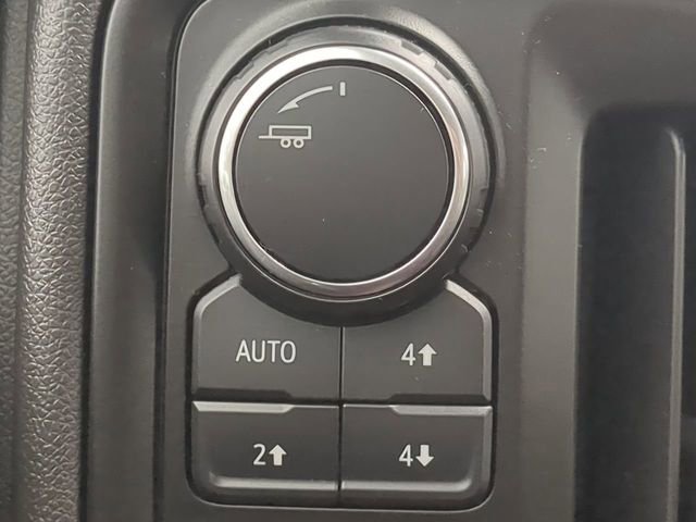 Used 2024 Chevrolet Silverado 1500 Custom Trail Boss w/ LPO, Dark Essentials Package image 27