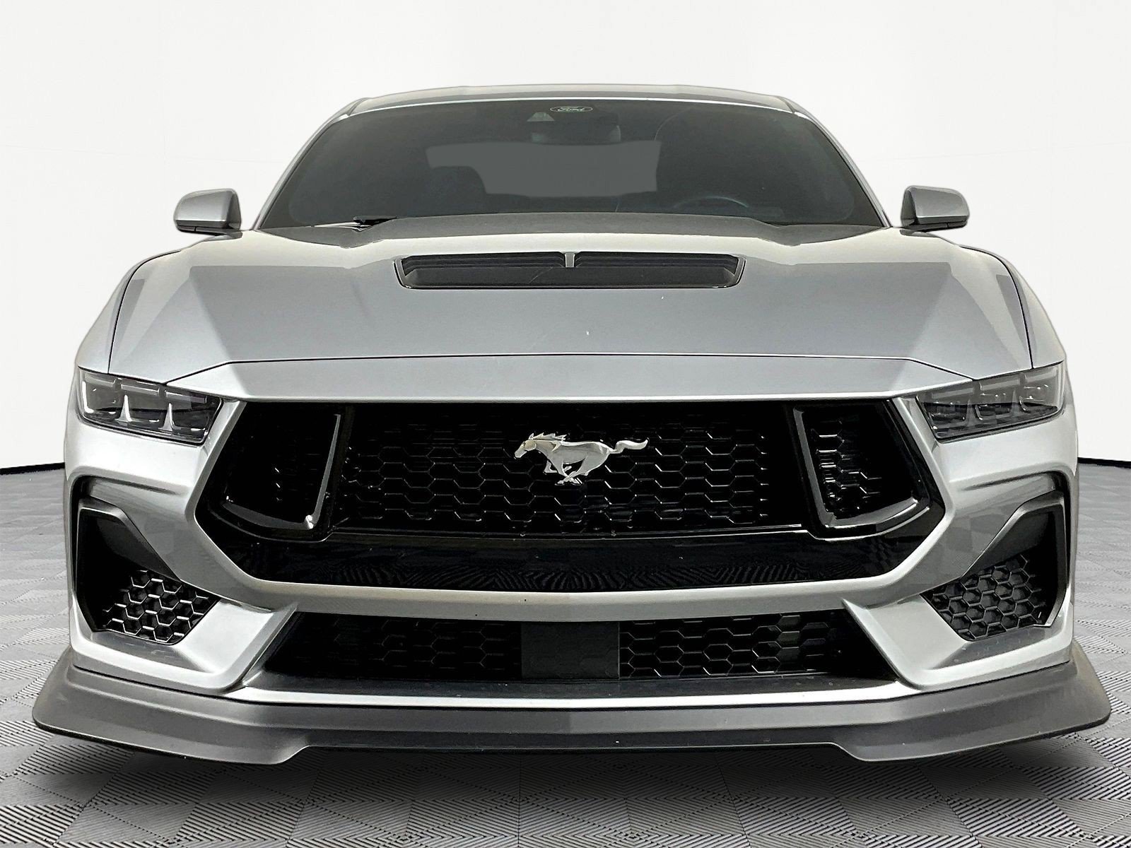 Used 2025 Ford Mustang GT Premium RWD image 2