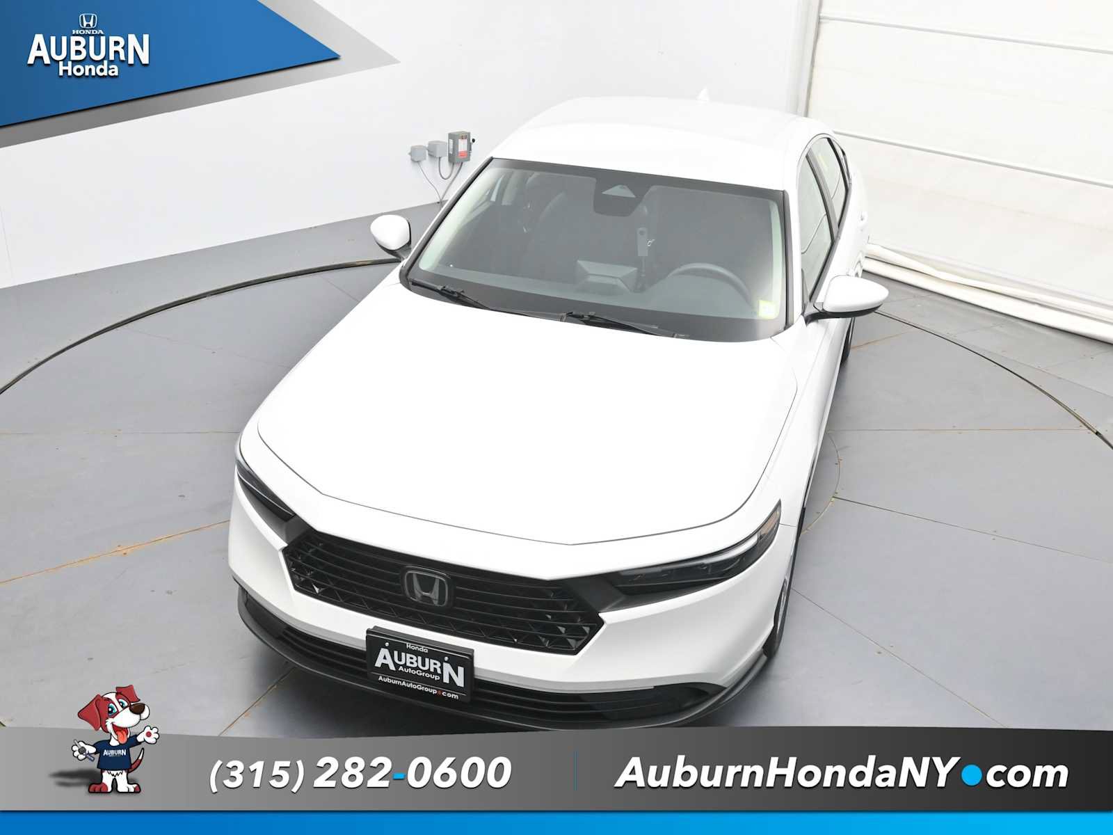 Used 2023 Honda Accord LX image 32