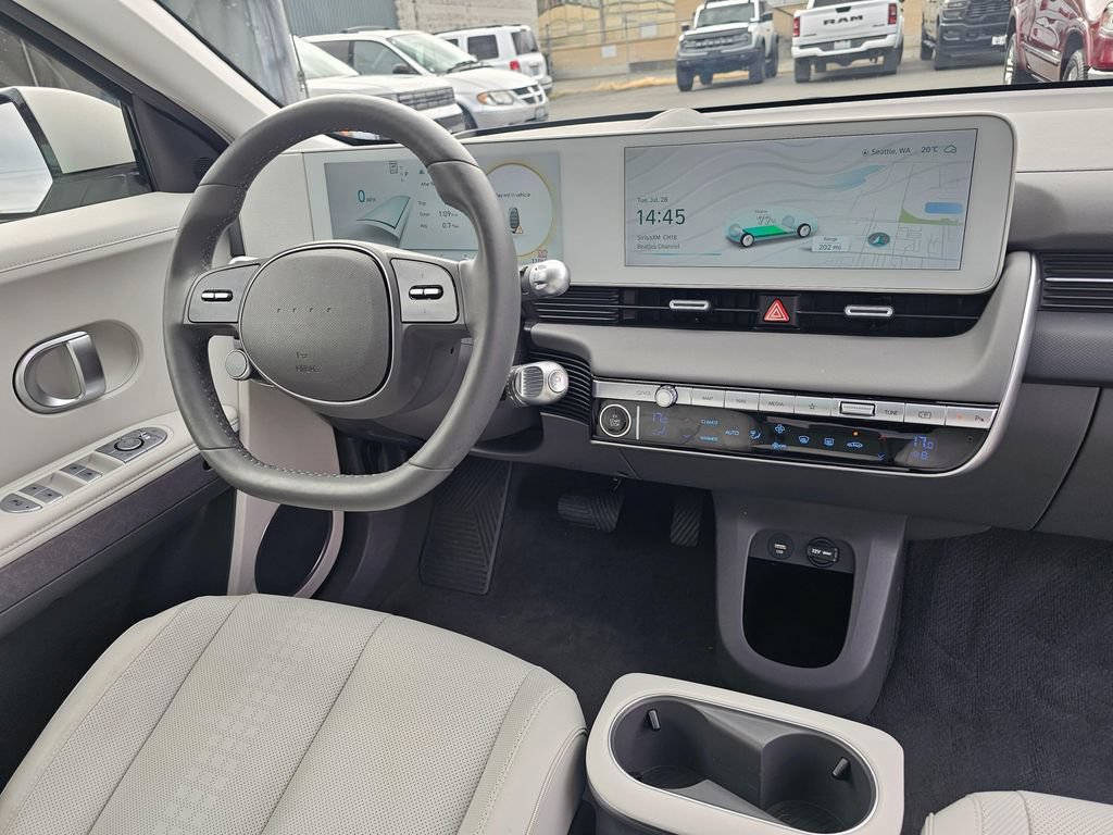 Used 2024 Hyundai Ioniq 5 Limited AWD/4WD image 11