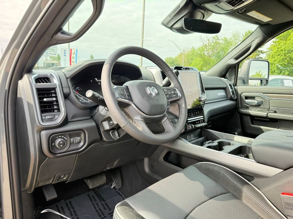 New 2026 RAM 2500 Laramie w/ Night Edition AWD/4WD image 24