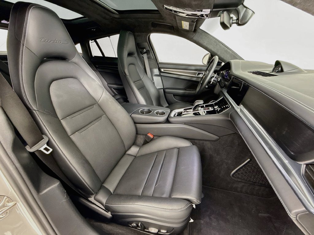 Certified 2023 Porsche Panamera Turbo S AWD/4WD image 30