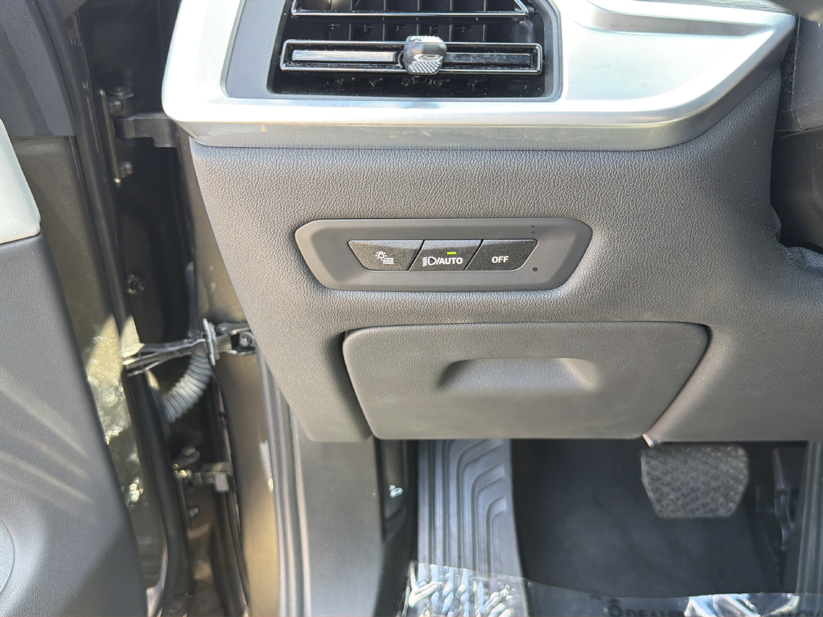 Used 2024 BMW X5 sDrive40i w/ Premium Package RWD image 19