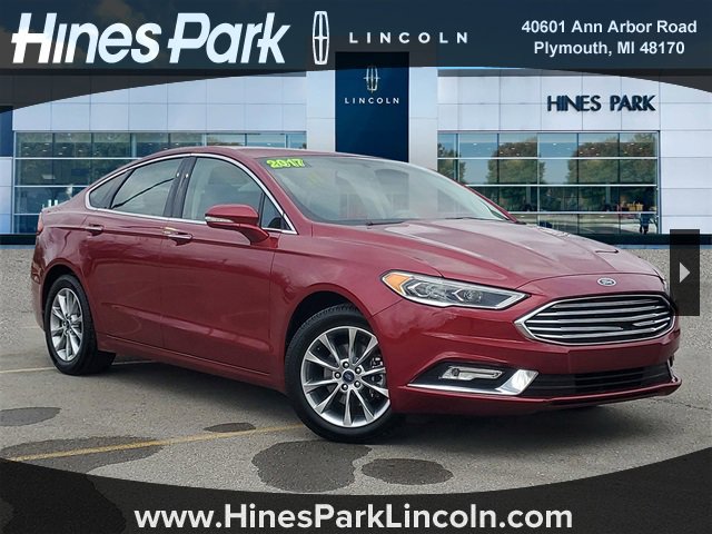 Used 2017 Ford Fusion SE w/ Fusion SE Technology Package