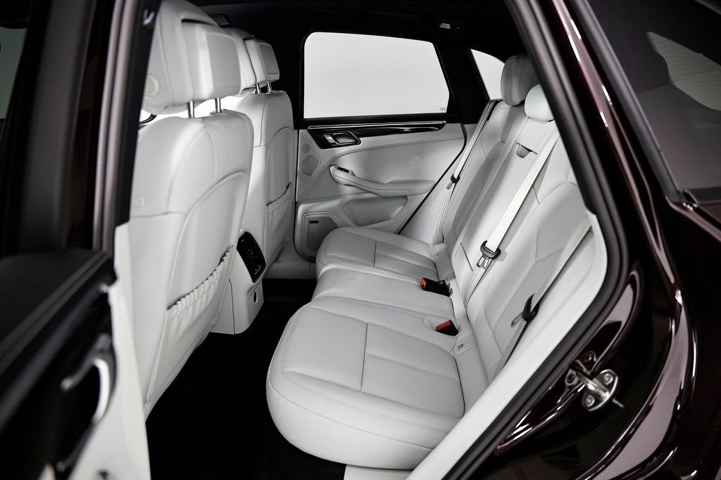 New 2026 Porsche Macan AWD/4WD image 26