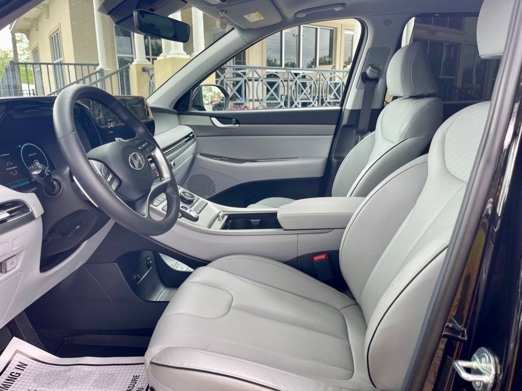 Used 2025 Hyundai Palisade SEL image 11