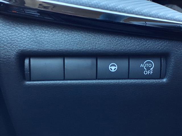 New 2026 Nissan Kicks SR image 20