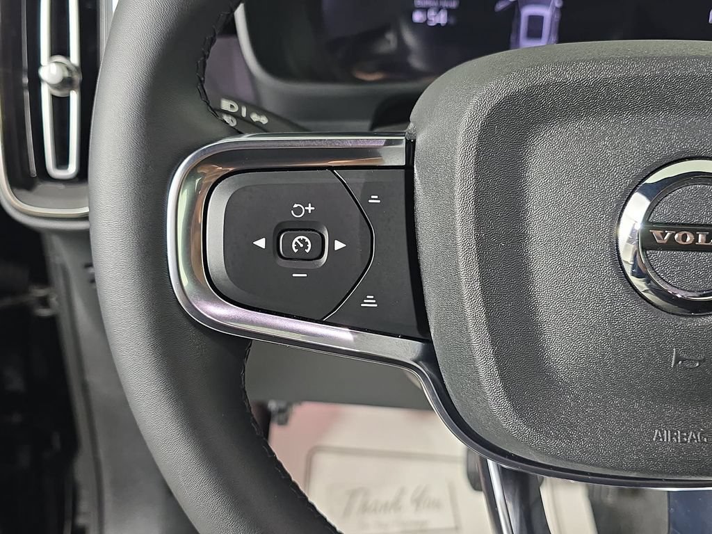 Used 2023 Volvo XC40 Recharge Plus w/ Protection Package Premier AWD/4WD image 13
