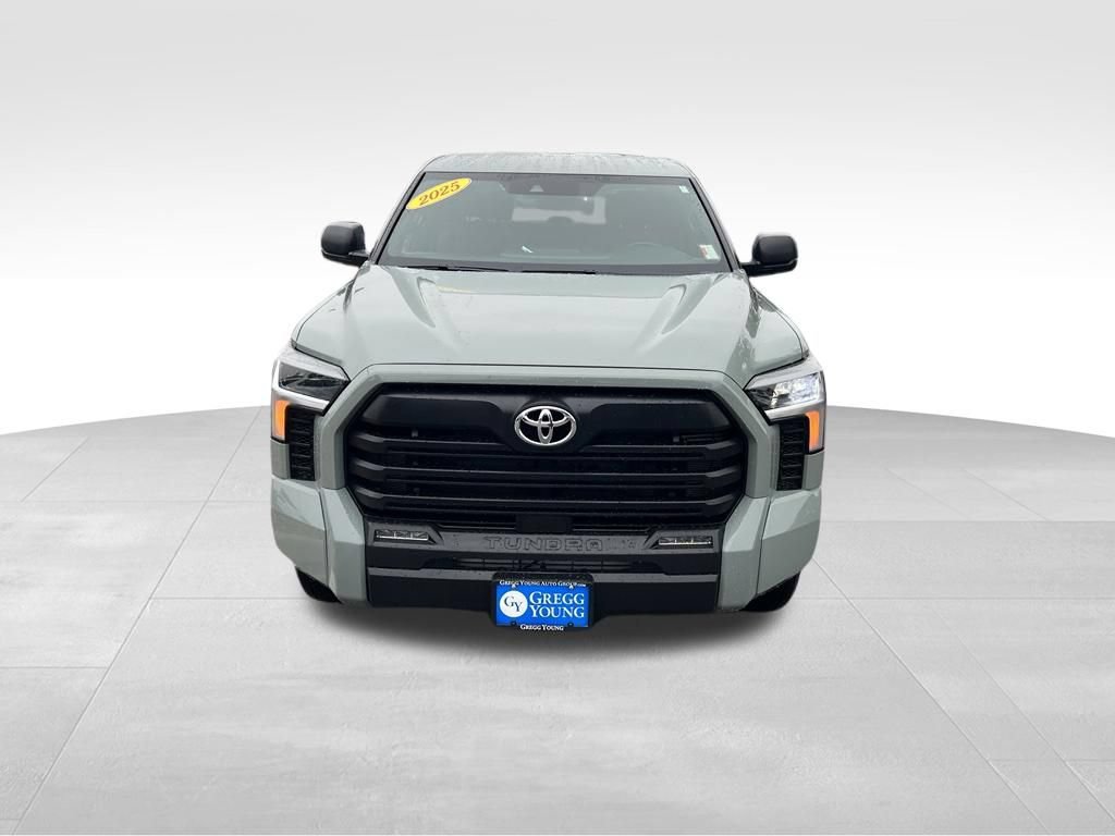 Used 2025 Toyota Tundra SR5 w/ SR5 Premium Package AWD/4WD image 10