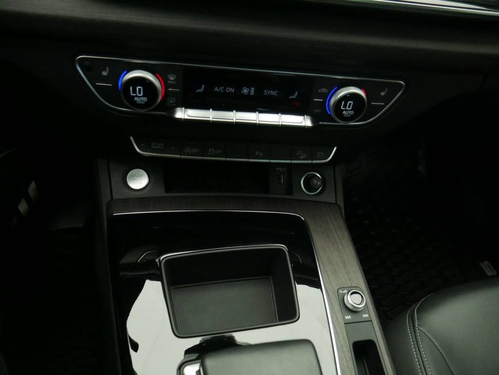 Certified 2023 Audi Q5 2.0T Premium w/ Convenience Package AWD/4WD image 35