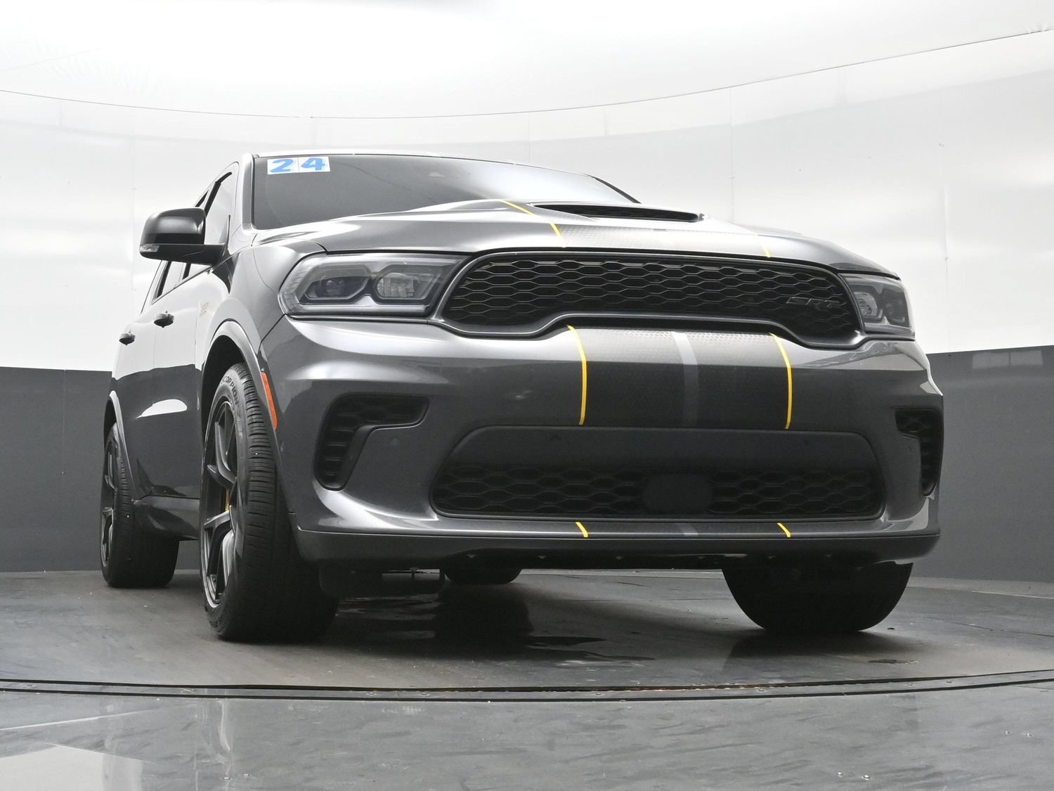 Used 2024 Dodge Durango SRT AWD/4WD image 36