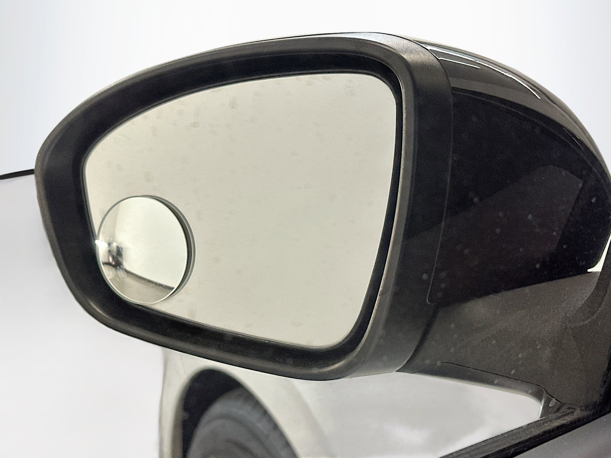 Used 2022 Nissan Sentra SR w/ SR Premium Package image 16