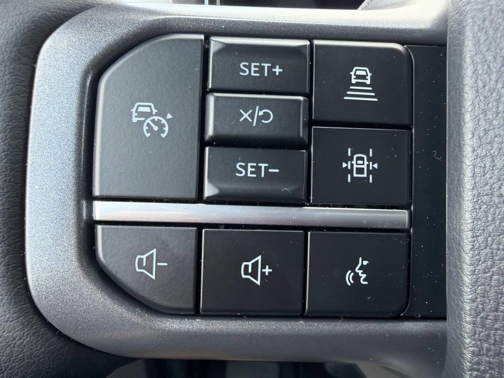 Used 2025 Ford F150 Lariat w/ Equipment Group 501A Mid AWD/4WD image 19